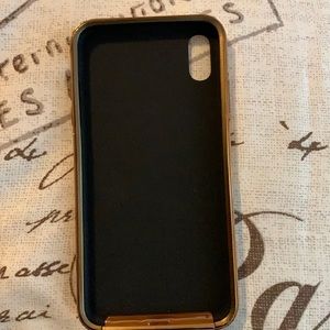 Phone case. Fits only iPhone XS Max